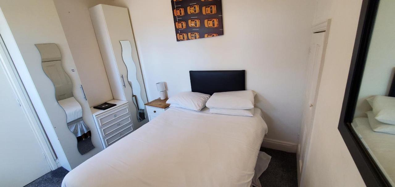 Diamonds Guest House York Dış mekan fotoğraf