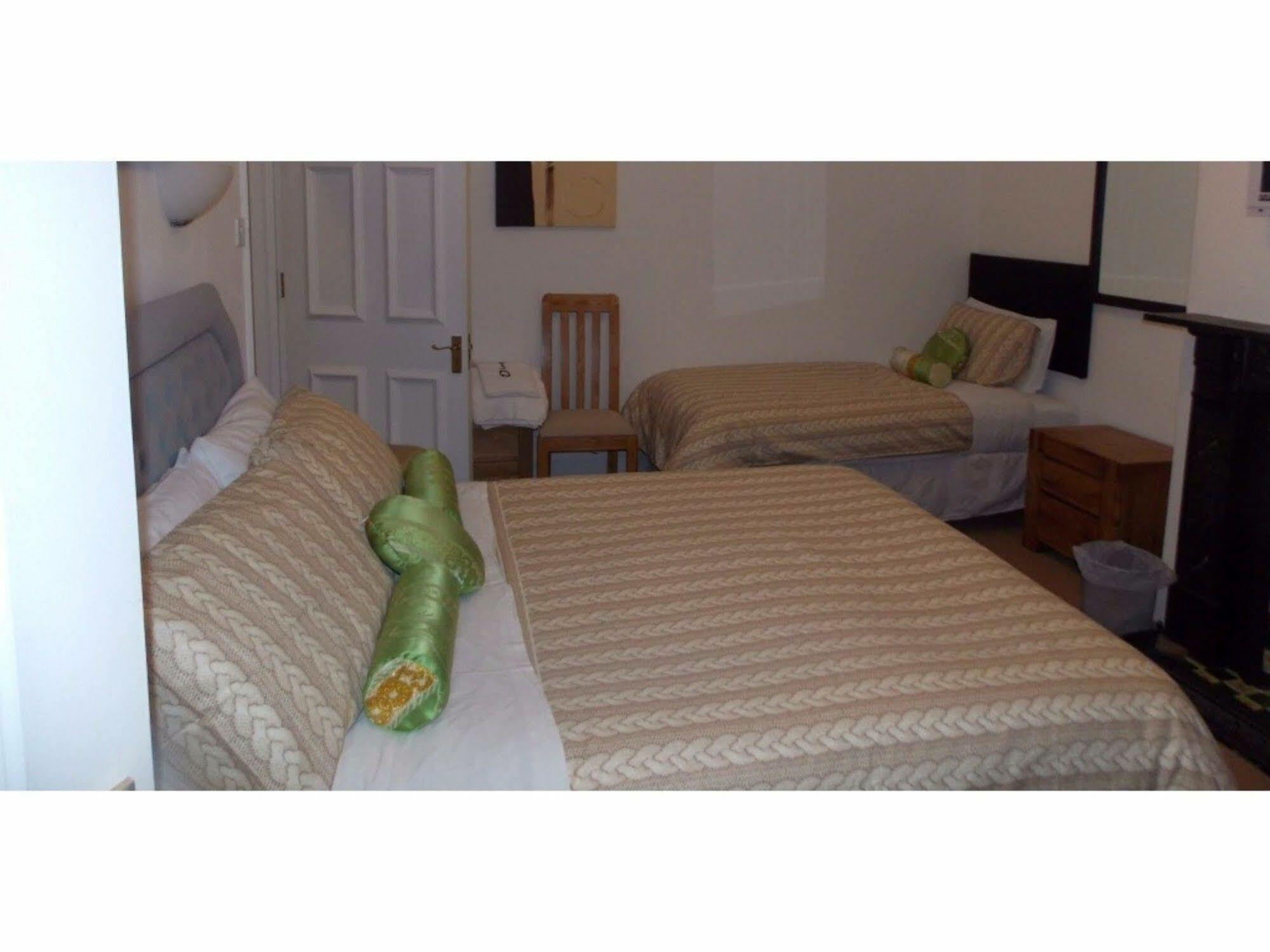 Diamonds Guest House York Dış mekan fotoğraf